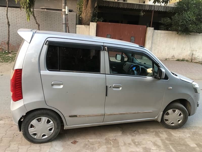 Suzuki Wagon R 2018 7