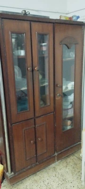 Stylish Wooden Divider for Urgent Sale 0