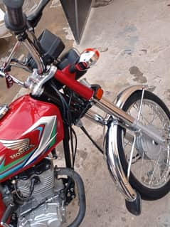 honda CG 125 Muzaffarabad no 2016 model good condition document all OK