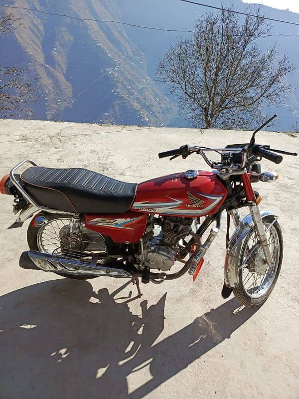 honda CG 125 Muzaffarabad no 2016 model good condition document all OK 3