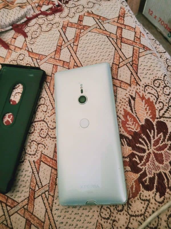 Sony Experia xz3 1