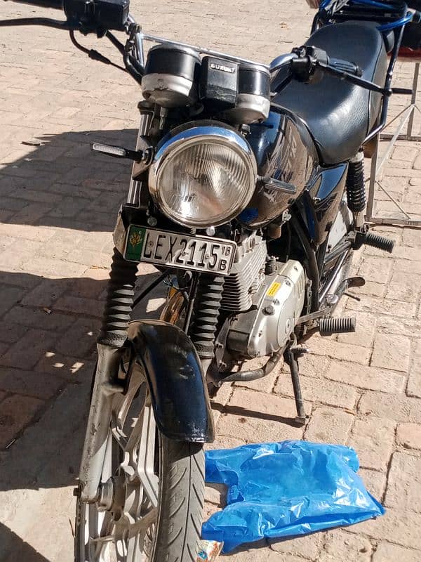 SUZUKI GS 150SE 2018 URGENT SALE 3