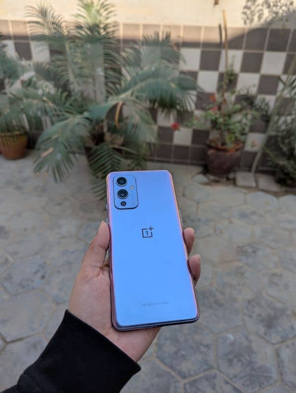 OnePlus 9 5G 8/128 GB PTA Approved 5