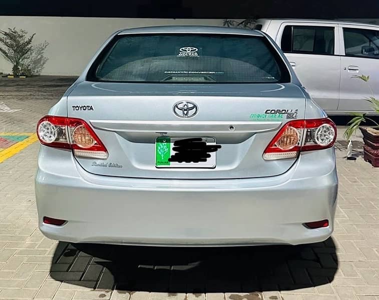 Toyota Corolla GLI 2014 9