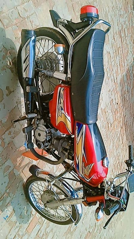 Honda 125 10/9 condition one hand used full clean 10