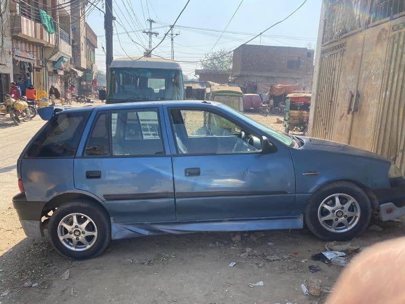 Suzuki Cultus VXLi 2010 7