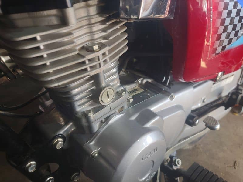 Honda CG 125 for sale registration nahi hwi abhi 4