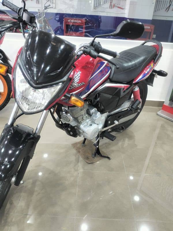 HONDA CB125F 0