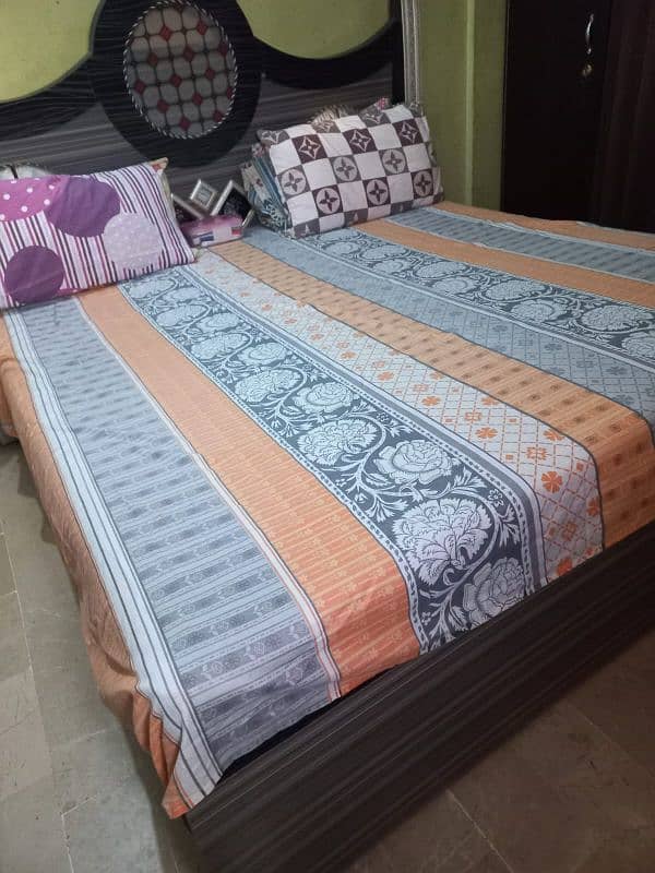 King Size Bed for Sale - Affordable Price"  "Stylish King Size Bed 0