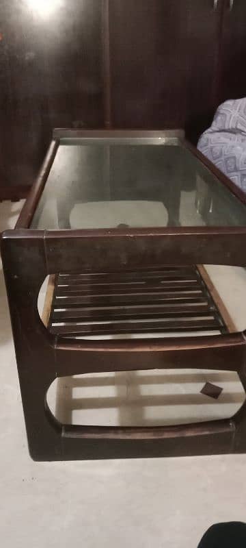 Beautiful glass table 1