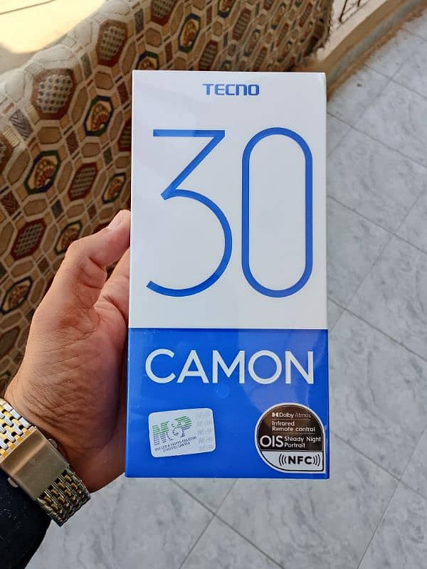 Tecno Camon 30 Box Pack 12/256 0