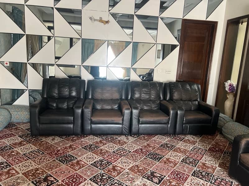 8 Sofa Set 0