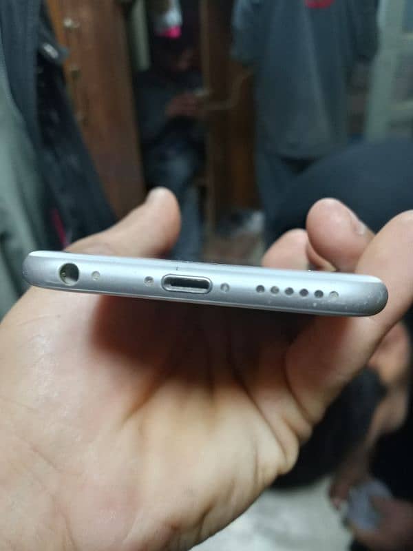 iphone 6 new condition 4