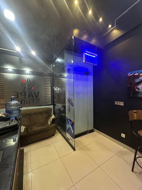 Vape Studio shop for Sale | Running business setup for sale | Vape sel 6