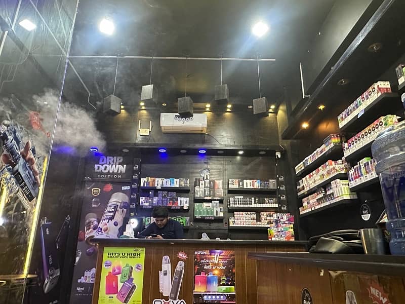 Vape Studio shop for Sale | Running business setup for sale | Vape sel 7