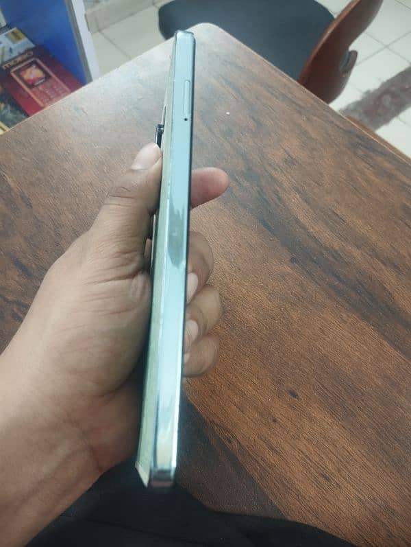 tecno camon 20 8/256 complete sman with wrnty 03121190216 3