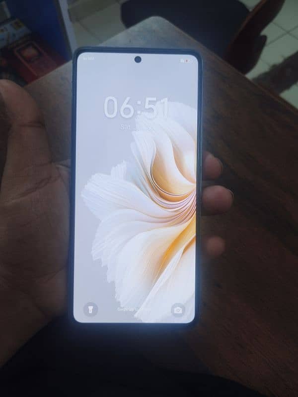 tecno camon 20 8/256 complete sman with wrnty 03121190216 5