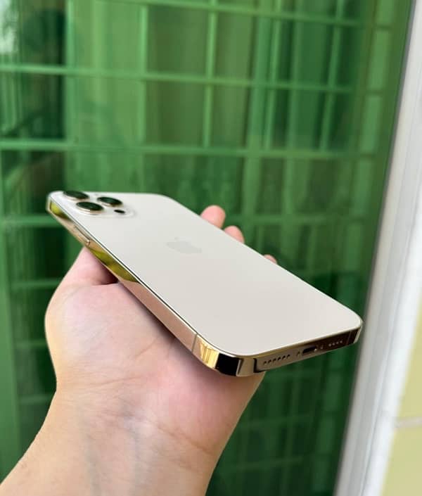 iphone 12pro max 256gb 81 health full box 2