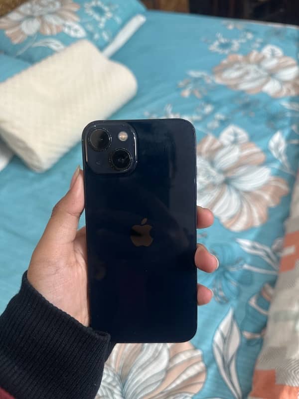 iphone 13 midnight blue 2