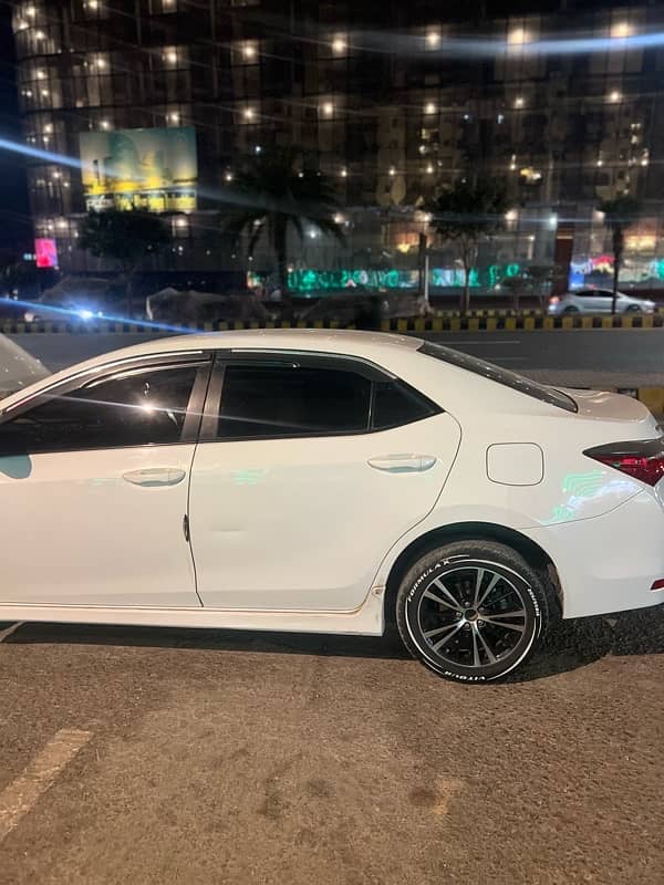 Toyota Corolla Altis 2020 1