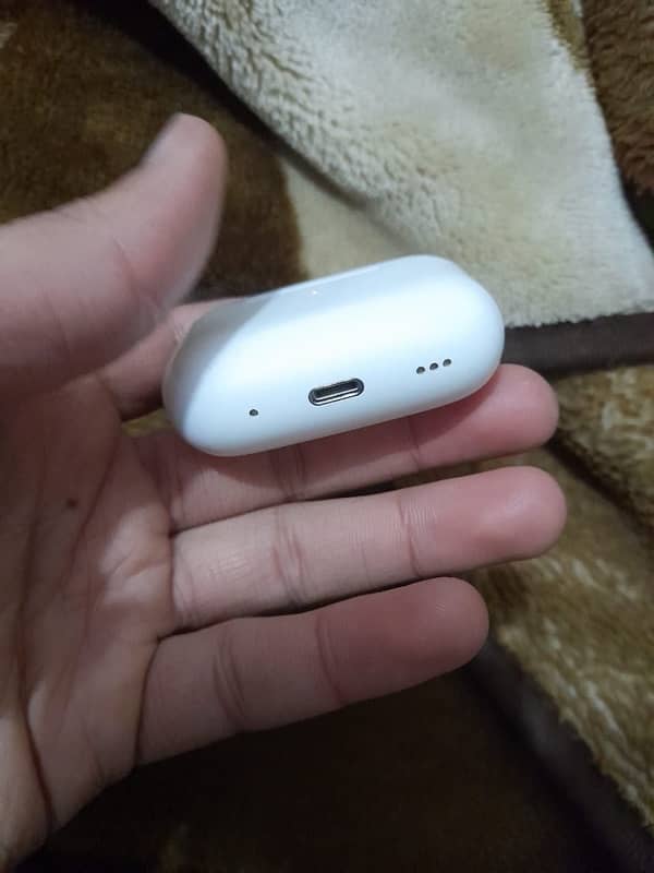 Apple AirPods Pro 2 Generation (In warranty) 1