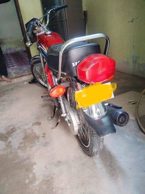 Honda 125 2022 Karachi number 03183766853 4