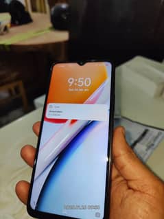 Vivo Y18 with box charger 4 Month Used With Official Warranty 4+4/128