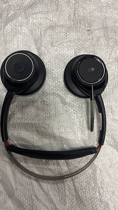 Plantronic