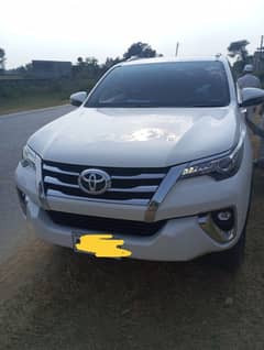 Toyota Fortuner V 2021