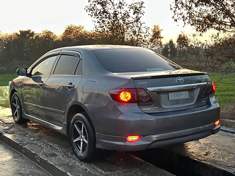 Toyota Corolla Altis 2012 2