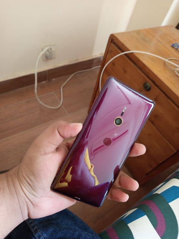 Sony Xperia XZ3 4