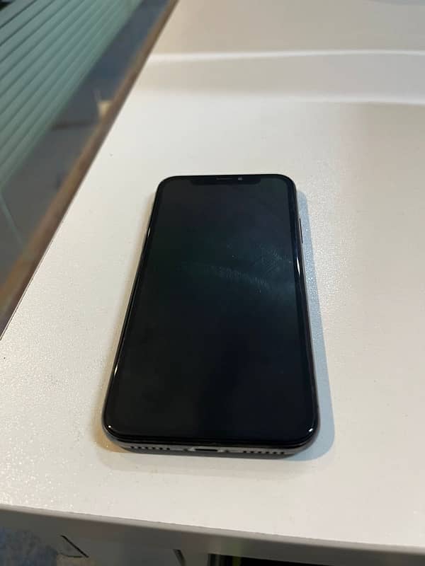 iphone x 256GB PTA 2