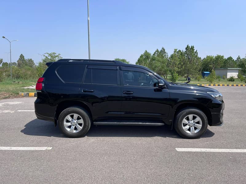 Toyota Prado TX 2.7 2017 4