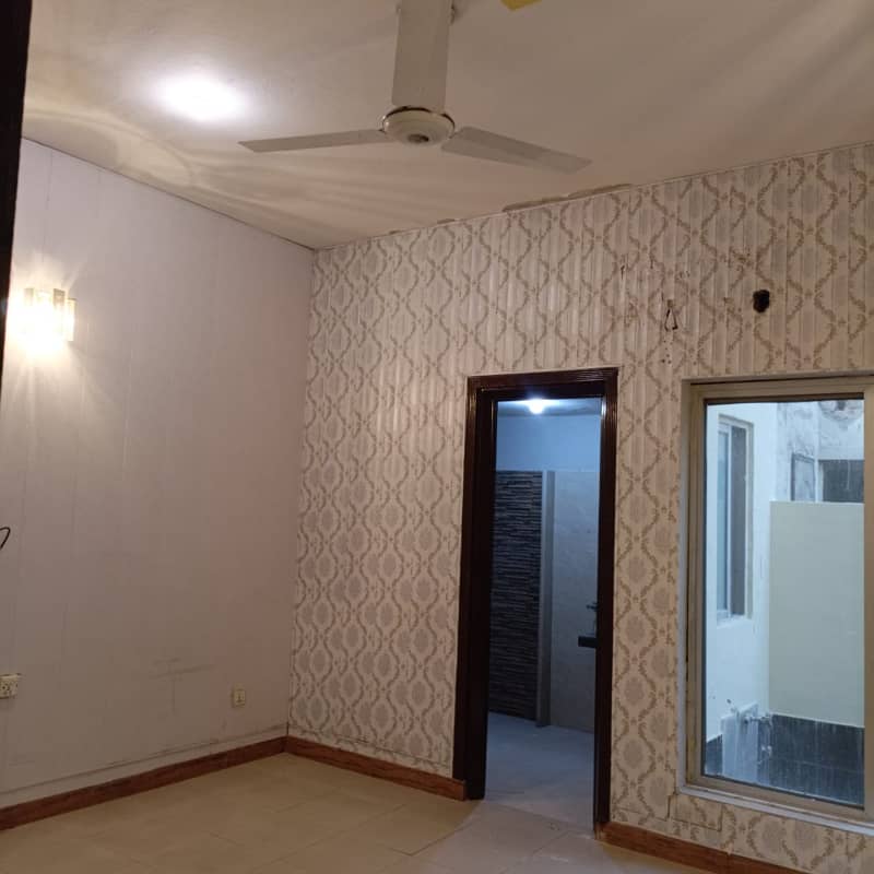 9 Marla Luxury House With Gas Is Available For Rent In Usman Block Bahria Town Lahore 8