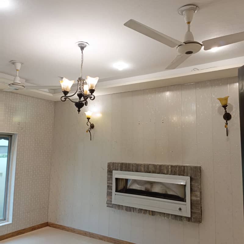 9 Marla Luxury House With Gas Is Available For Rent In Usman Block Bahria Town Lahore 14