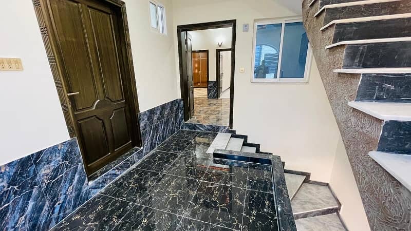 Prime Location 5 Marla House available for sale in Arbab Sabz Ali Khan Town Executive Lodges, Peshawar 4