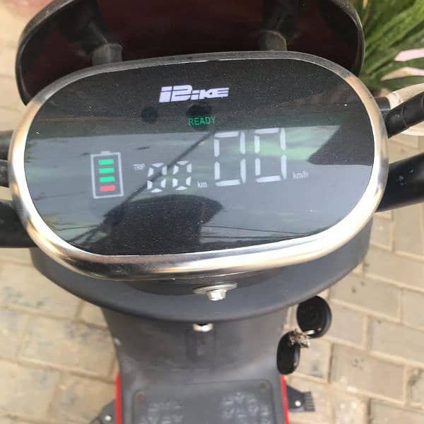 Ramza z1 electric Scooty 6