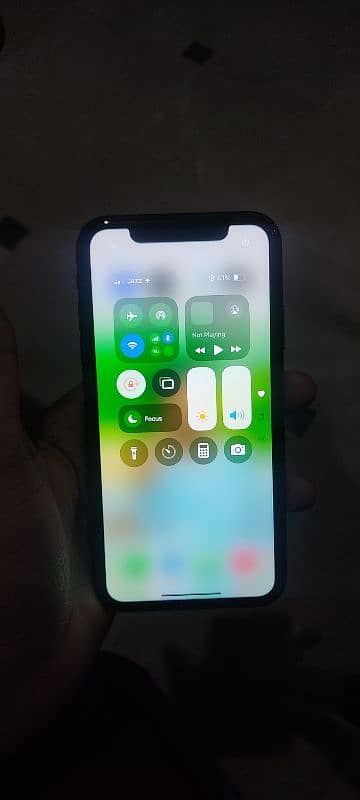 iphone 11 non pta sim be chl rhi hai health 99 condition 10/10 3