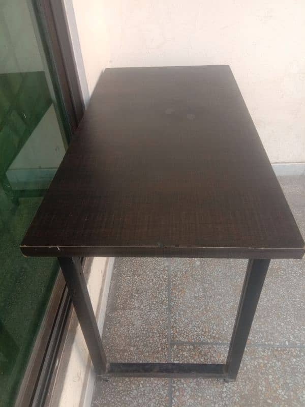 office table for sell 0