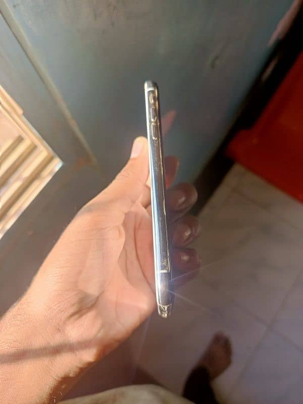 iPhone X non pta 3