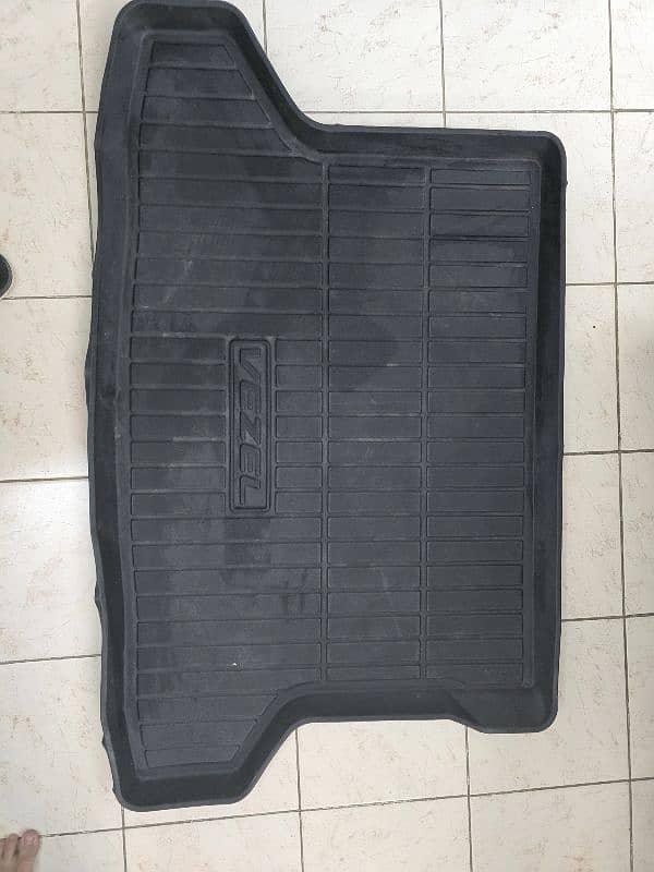 honda veazle car mats and spare tyre  and trunk tray 4