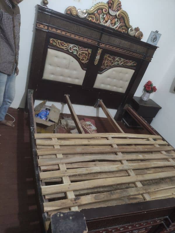 king size bed for sale in good condition 1