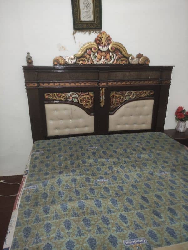 king size bed for sale in good condition 2