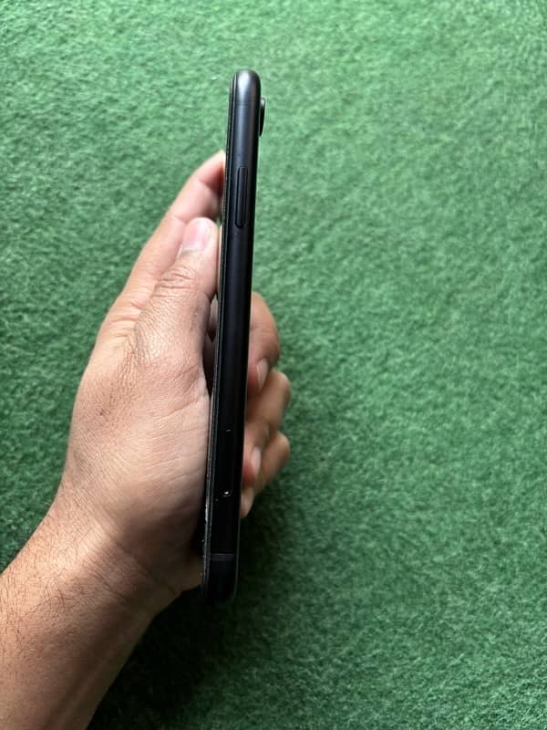 iphone xr 10/10 128gb non active 3