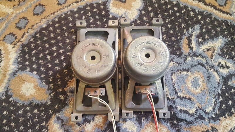 Speakers two pairs Original condition 1