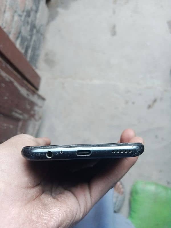 HUAWEI Y9 PRIME  RAM 4/128 GOOD CONDITION 4