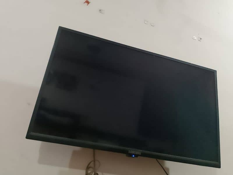 LED 32" Inch Samsung 2