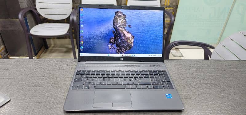 Hp 250 G9 Core i5 12th Generation 12