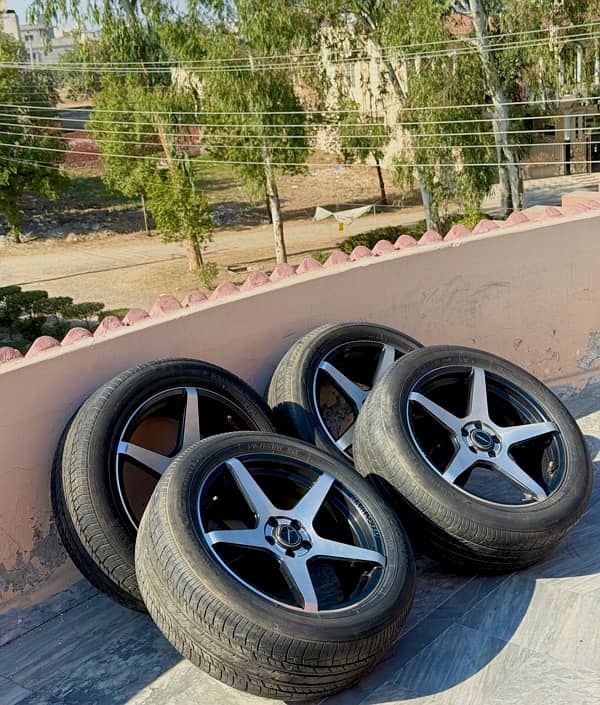 ALLOY RIMS 17 INCHES 5 NUTS 1