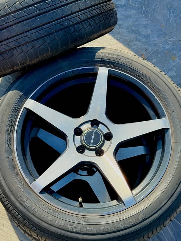 ALLOY RIMS 17 INCHES 5 NUTS 2